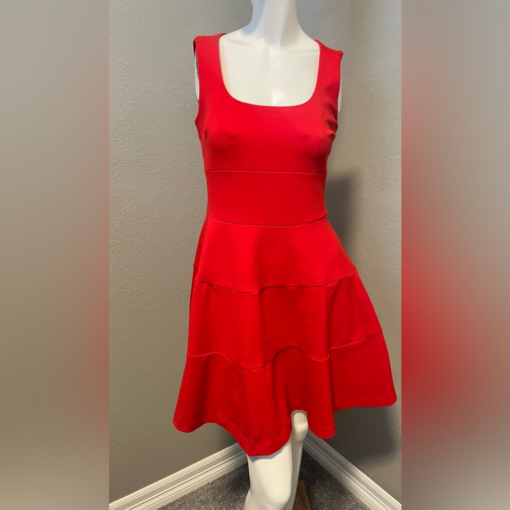 Banana Republic Women’s Red Fit & Flare Everywhere Ponte Sheath Dress Size 4